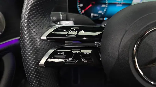 Mercedes-Benz E-Class W213 E220d 4MATIC AMG Line 2020 16