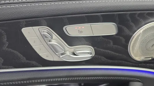 Mercedes-Benz E-Class W213 E220d 4MATIC AMG Line 2020 27
