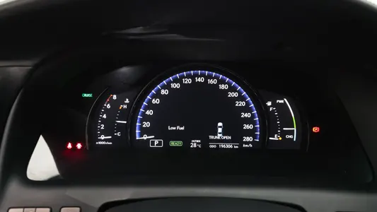 Lexus LS600hL 5 Ottoman 2010 8