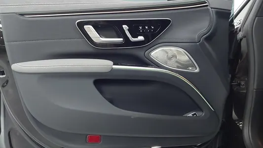 Mercedes-Benz EQS V297 EQS350 2022 15