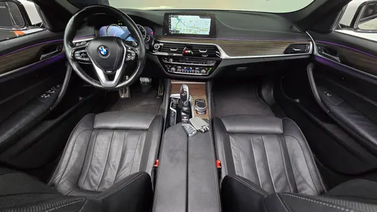 BMW 5 Series (G30) 520d xDrive M 2017 6