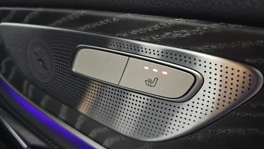 Mercedes-Benz AMG GT 4 43 4MATIC+ 2022 19