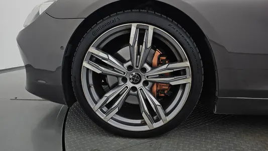BMW 6 Series (F12) 650i 2013 4