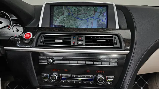 BMW 6 Series (F12) 650i 2013 12