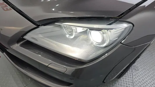BMW 6 Series (F12) 650i 2013 22