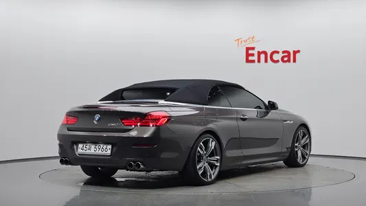 BMW 6 Series (F12) 650i 2013 32