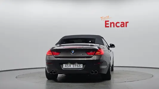 BMW 6 Series (F12) 650i 2013 33