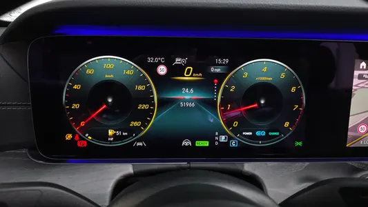 Mercedes-Benz E-Class W213 E350 4MATIC AMG Line 2021 8