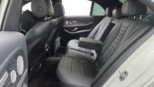 Mercedes-Benz E-Class W213 E350 4MATIC AMG Line 2021 12
