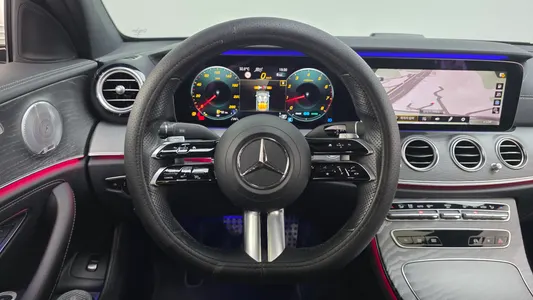 Mercedes-Benz E-Class W213 E350 4MATIC AMG Line 2021 13