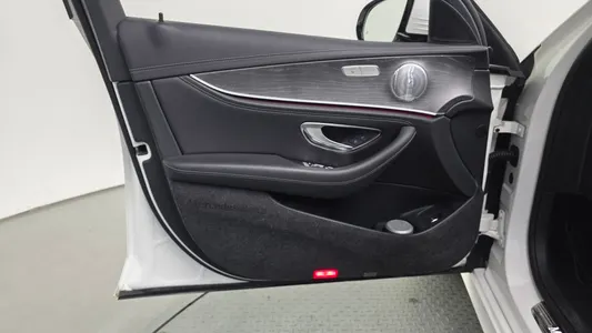 Mercedes-Benz E-Class W213 E350 4MATIC AMG Line 2021 24