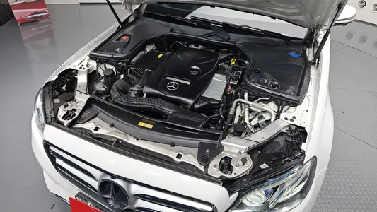 Mercedes-Benz E-Class W213 E300 4MATIC 2016 6