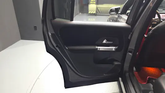 Mercedes-Benz GLB-Class X247 AMG GLB35 4MATIC 2021 25