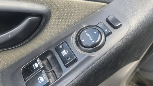 Hyundai Grand Starex 5 2017 8