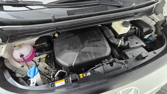 Hyundai Staria 11 2024 6