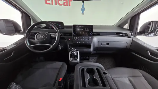 Hyundai Staria 11 2024 7
