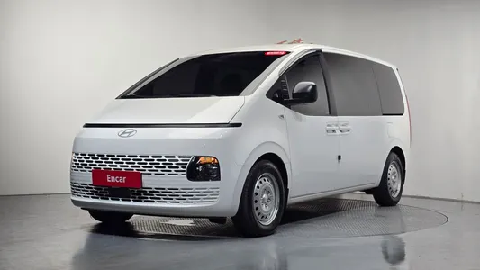 Hyundai Staria 11 2024