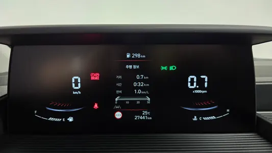 Hyundai Staria 11 2024 17