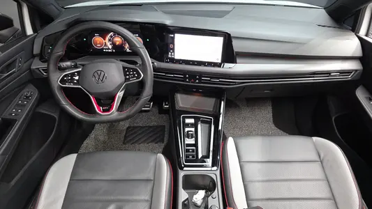 Volkswagen 8 2.0 GTI 2024 7