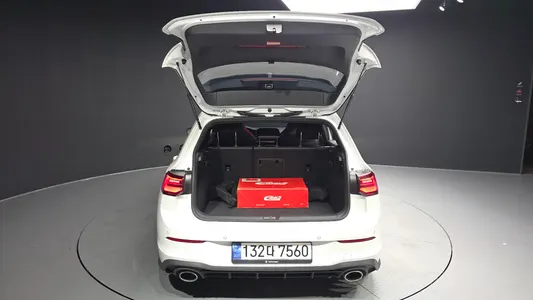 Volkswagen 8 2.0 GTI 2024 20