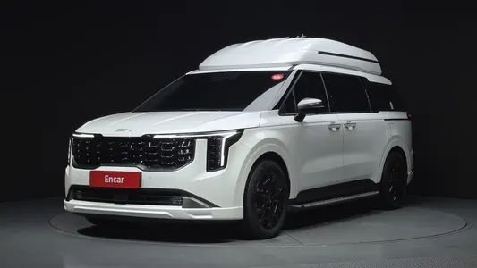 Kia 4 HEV 9 () 2025