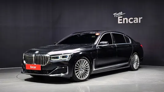 BMW 7 Series (G11) 745Le i 2020