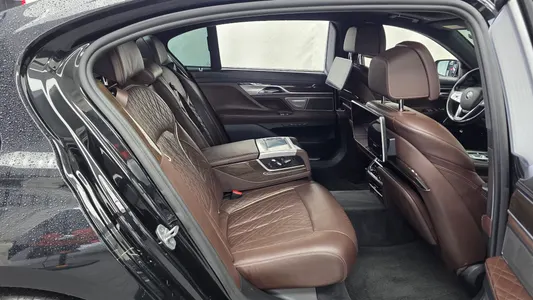 BMW 7 Series (G11) 745Le i 2020 12