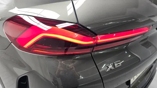 BMW X6 (G06) M50i 2021 23
