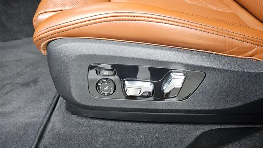 BMW X6 (G06) M50i 2021 29
