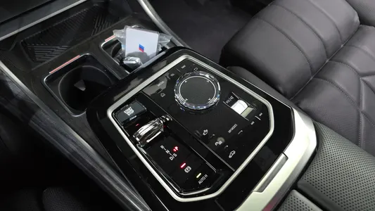 BMW 7 Series (G70) 740i xDrive M 2024 9