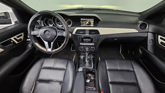Mercedes-Benz C-Class W204 C200 CGI 2013 7