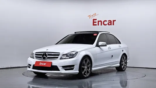 Mercedes-Benz C-Class W204 C200 CGI 2013