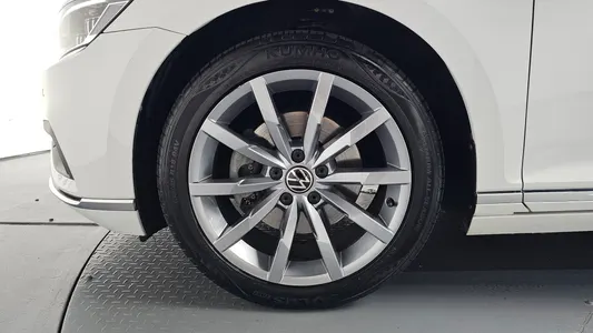 Volkswagen GT(B8) 2.0 TDI 2022 4