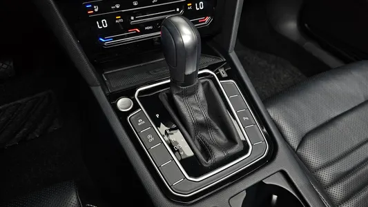 Volkswagen GT(B8) 2.0 TDI 2022 8