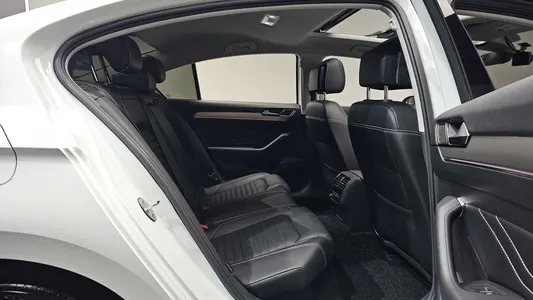 Volkswagen GT(B8) 2.0 TDI 2022 10