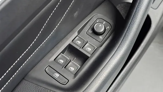 Volkswagen GT(B8) 2.0 TDI 2022 31