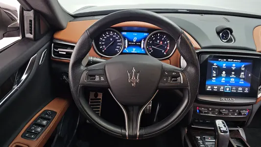 Maserati 기블리 3.0 2020 13