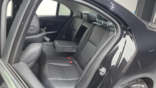 Mercedes-Benz C-Class W205 C200 2019 12