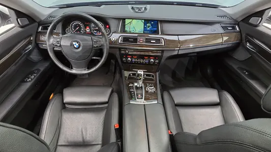 BMW 7 Series (F01) 750Li xDrive 2013 7