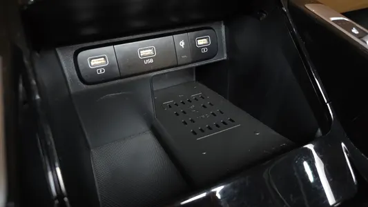 Kia 4 2.2 2WD 2020 27