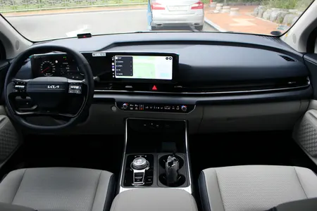Kia 4 HEV 7 2025 10