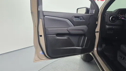 Chevrolet 콜로라도 2.7 ZL1 4WD 2024 24