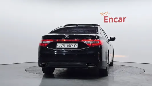 Hyundai Grandeur HG HG240 2013 4