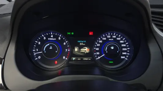Hyundai Grandeur HG HG240 2013 8