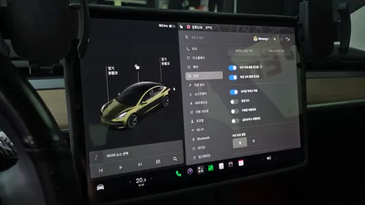 Tesla 3 AWD 2022 28