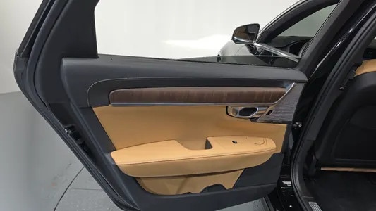 Volvo S90 B5 2023 25