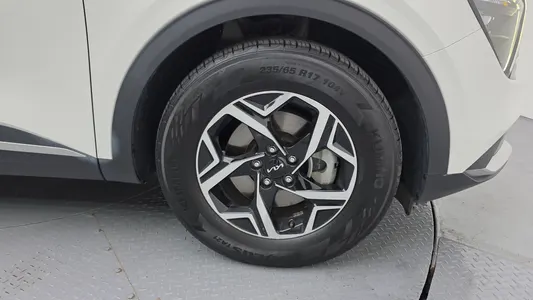 Kia 5 2.0 2WD 2022 21