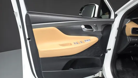 Hyundai 싼타페 HEV 1.6 2WD 2023 24