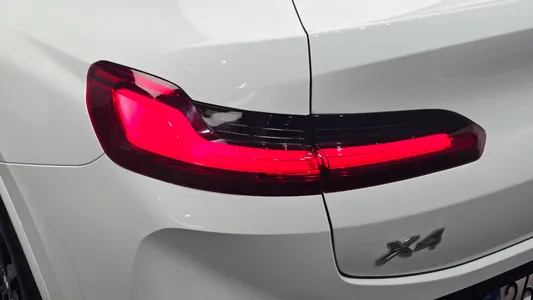 BMW X4 (G02) xDrive20i M 2025 23