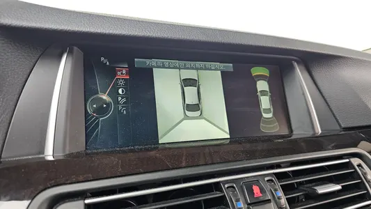BMW 5 Series (F10) 528i 2014 15